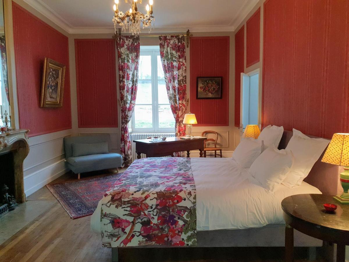 Bed and breakfast Chateau de Mauvilly Extérieur photo